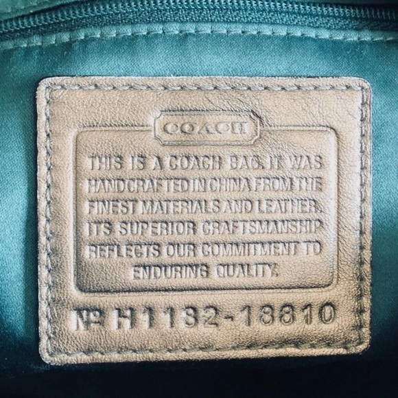 Coach Silver Leather Kristin Hobo Shoulder Bag w/ green lining No. H1182-18810 - Picture 7 of 16